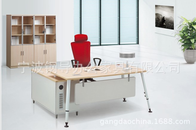 GD-003ZG主管桌